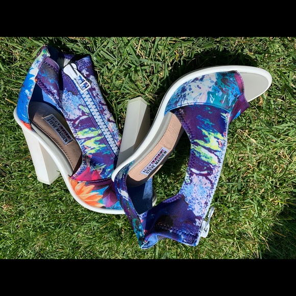 NWOT Steve Madden/Iggy Azalea Womens Scuba Dress Sandal - Picture 4 of 8